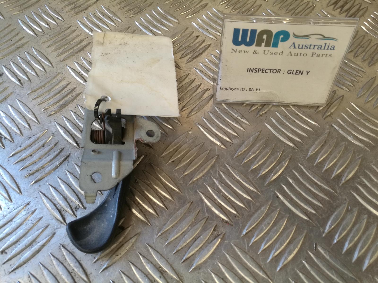 View Auto part Door Handle Mitsubishi Lancer 1995