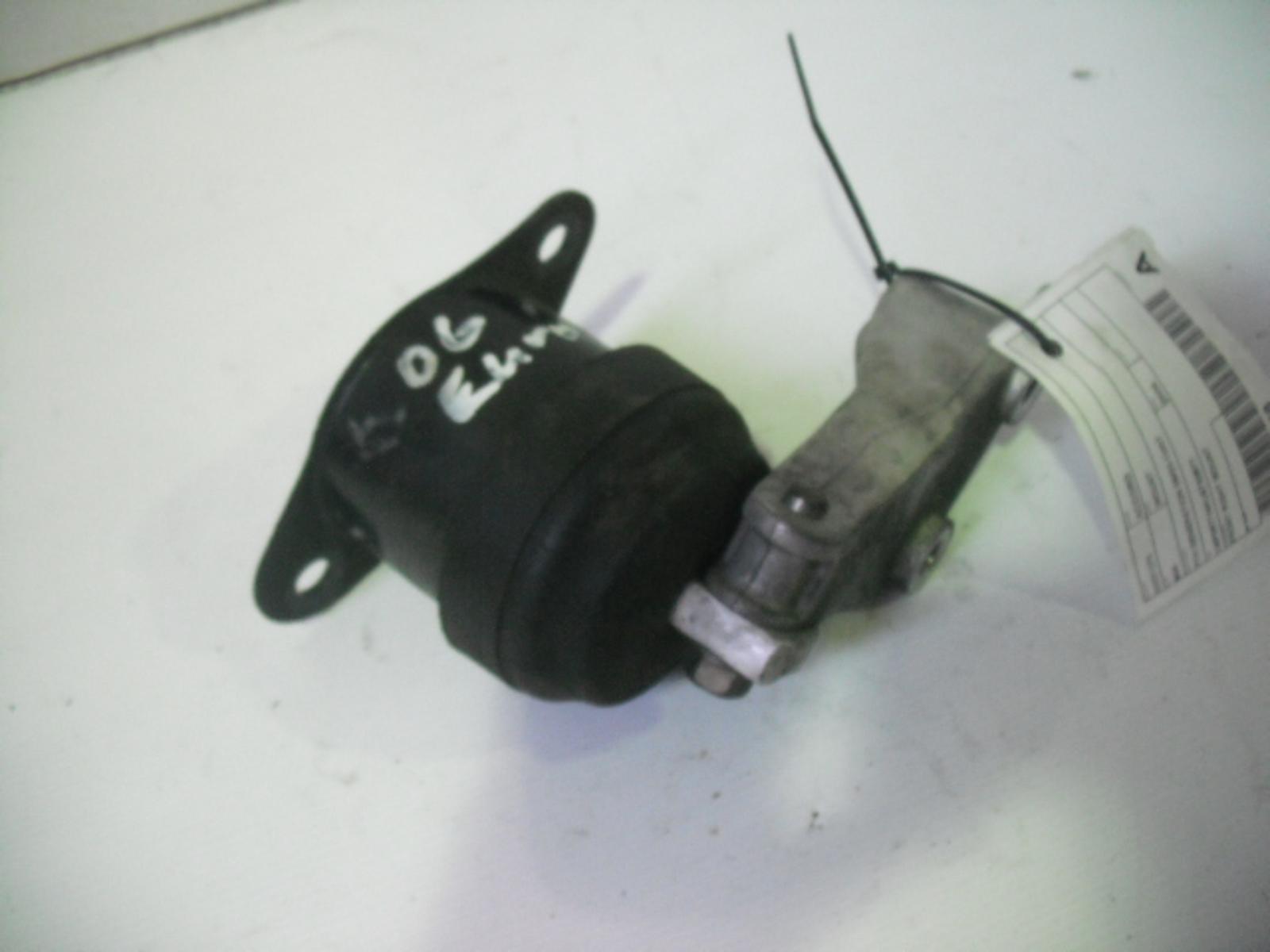 View Auto part Mount Honda Accord 2006