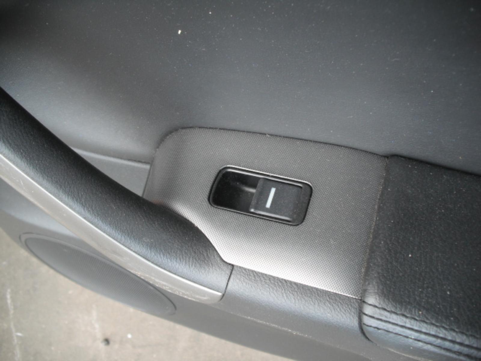View Auto part Right Rear Wnd Reg/Motor Honda Accord 2006