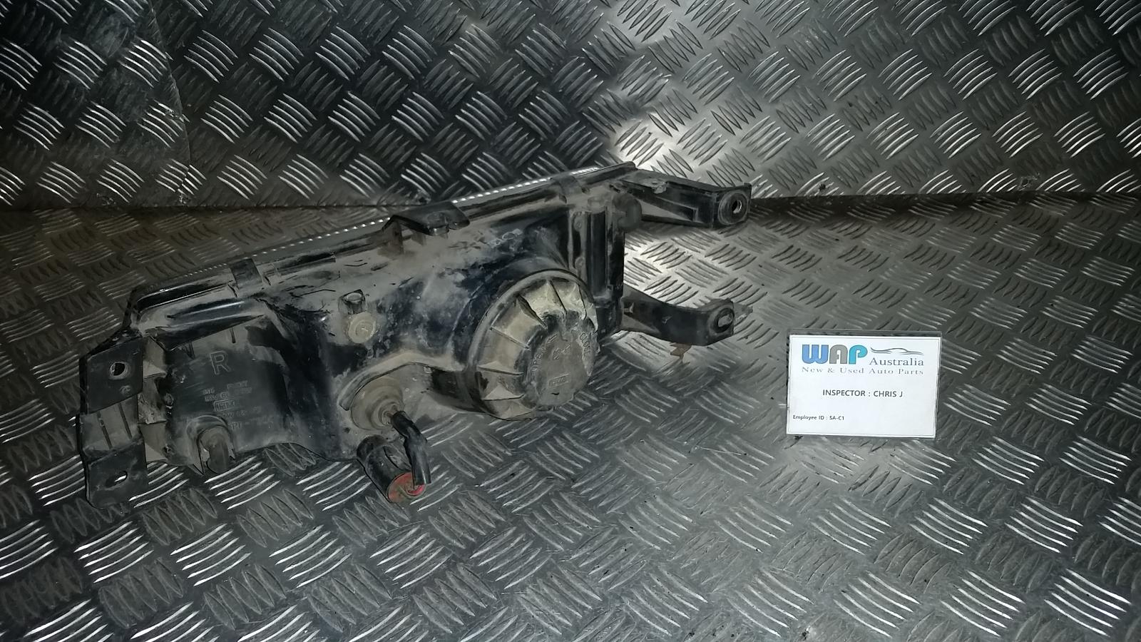 View Auto part Right Headlamp Hyundai Excel 1994