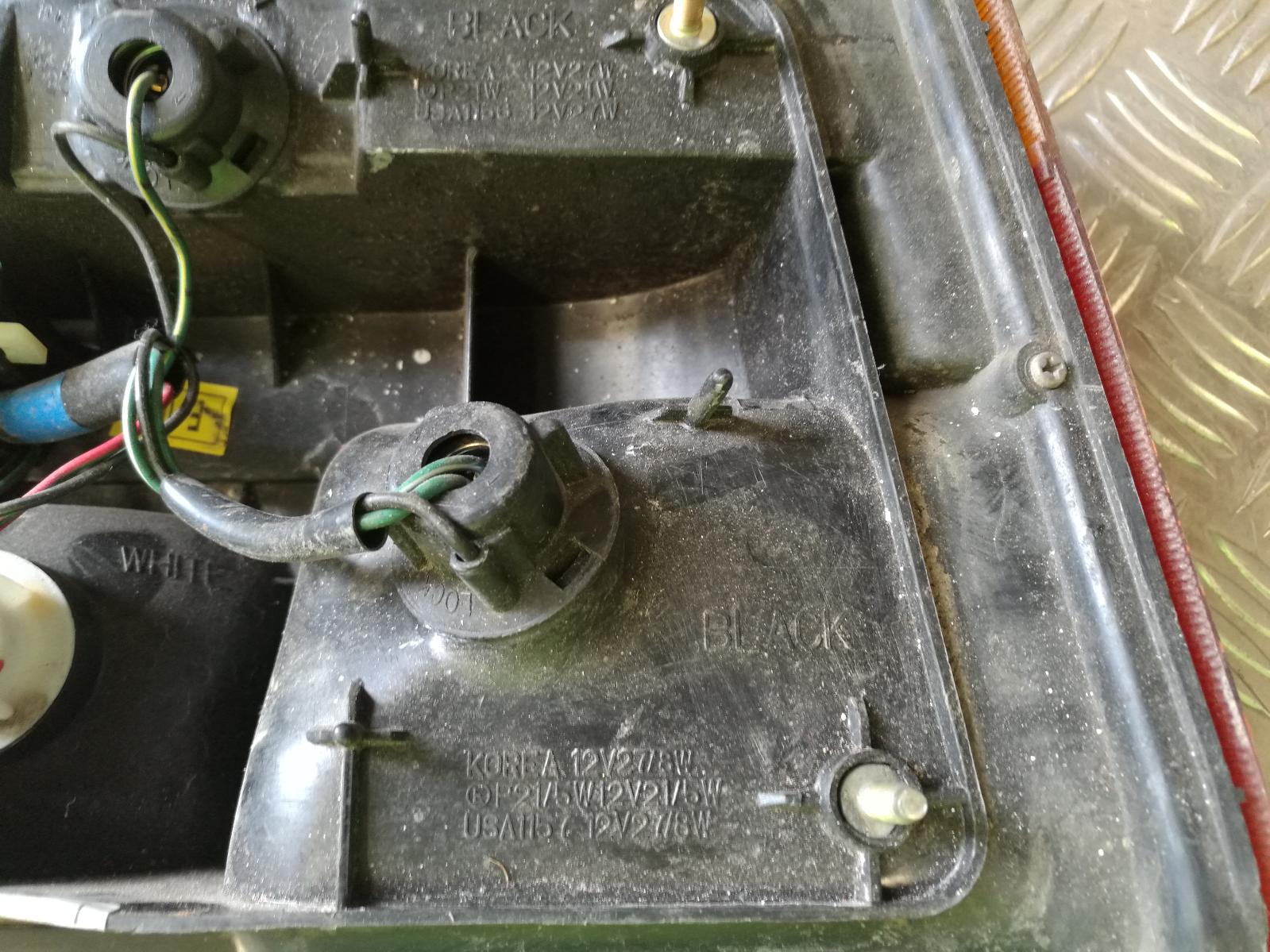 View Auto part Left Taillight Hyundai Excel 1994