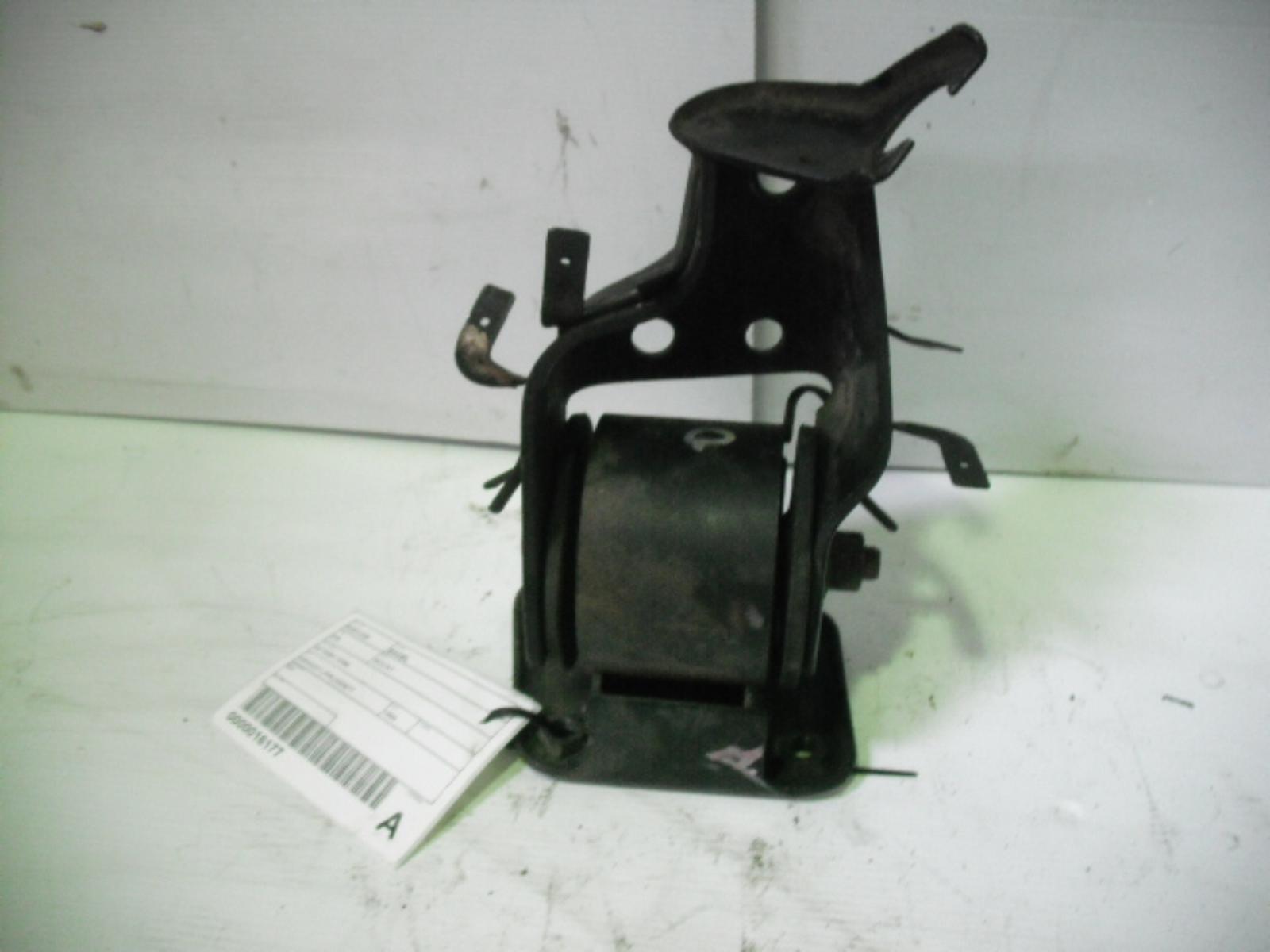 View Auto part Mount Hyundai Excel 1994