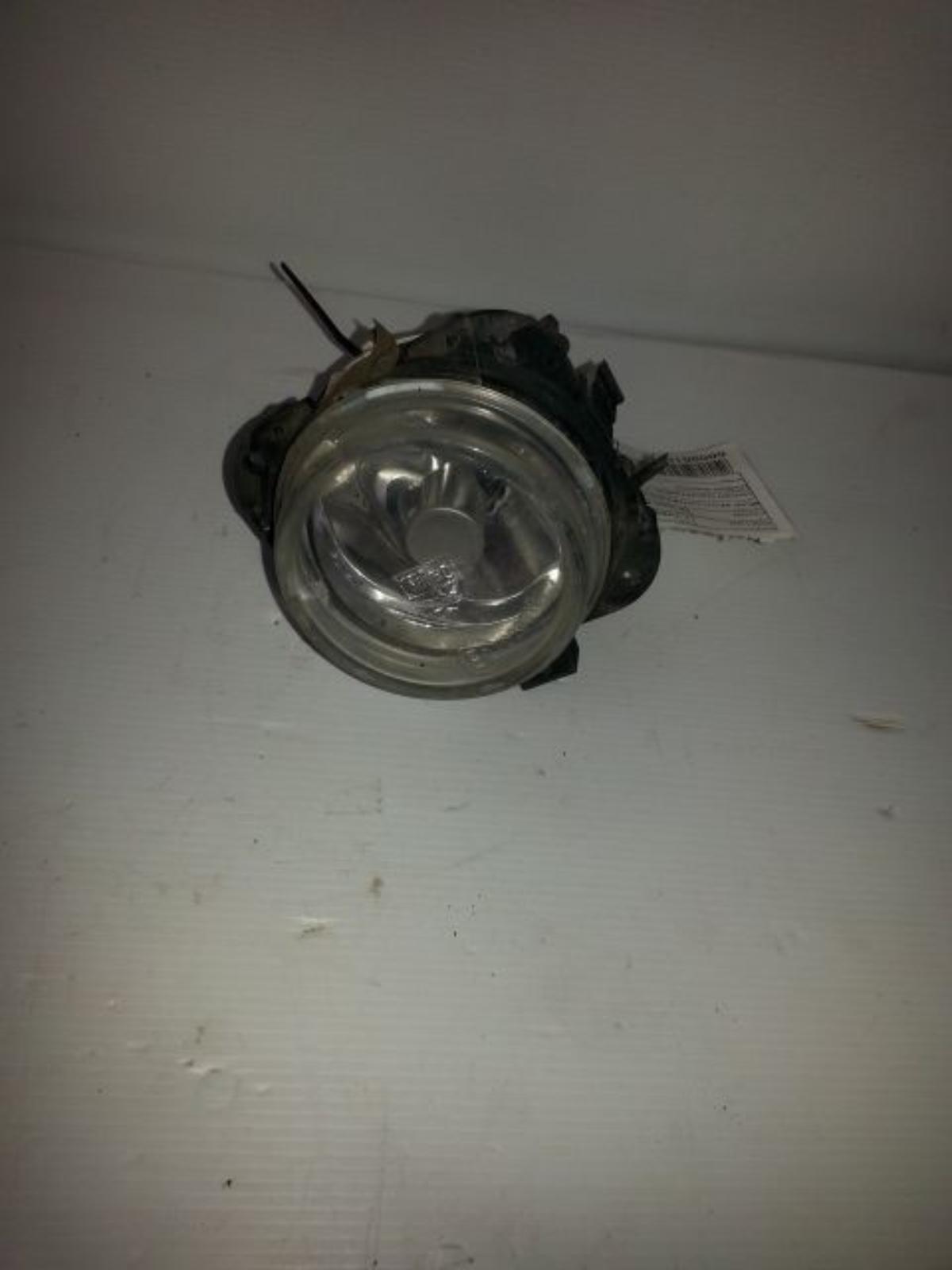 2003 Jaguar X Type Right Indicator/Fog/Side View Auto part Right Indicator/Fog/Side Jaguar X Type 2003