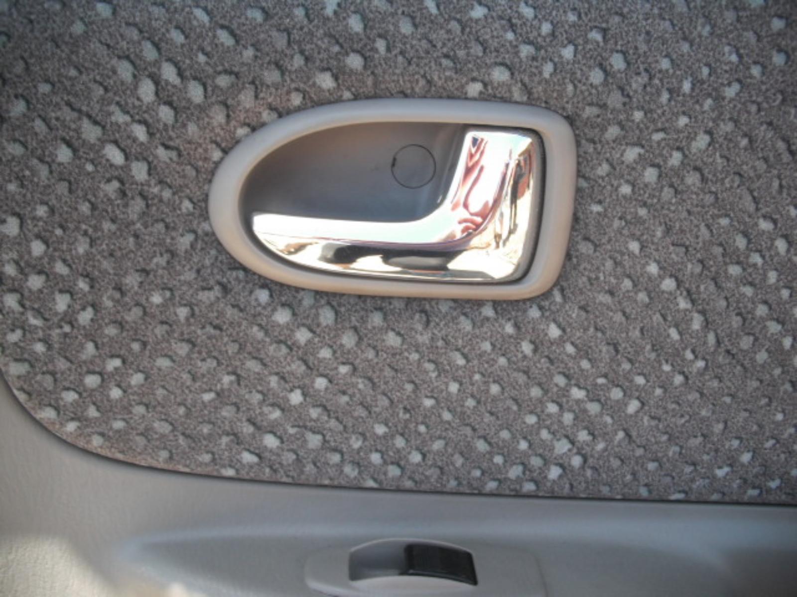 View Auto part Door Handle Mazda Premacy 2002