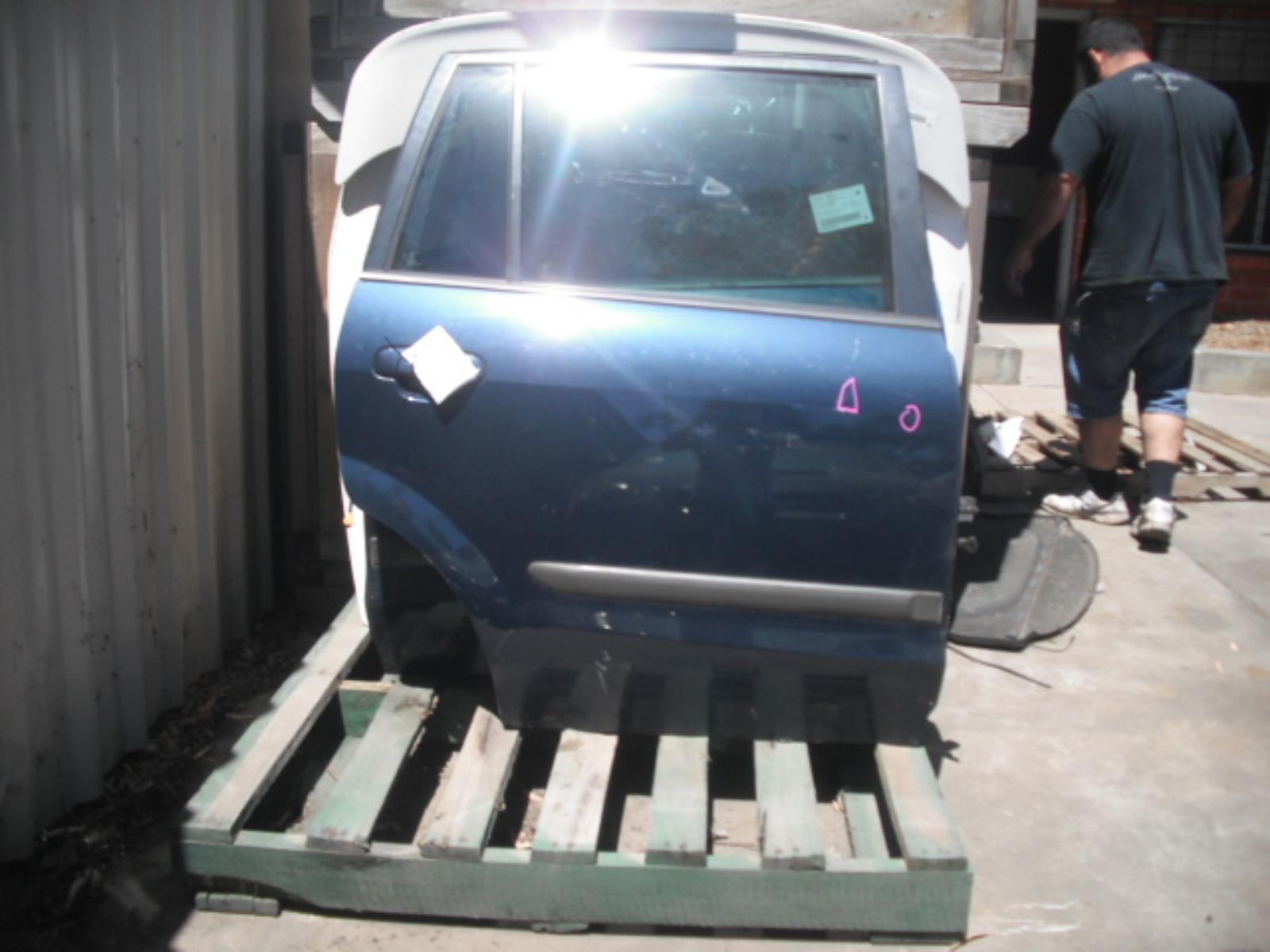 View Auto part Door Handle Mazda Premacy 2002