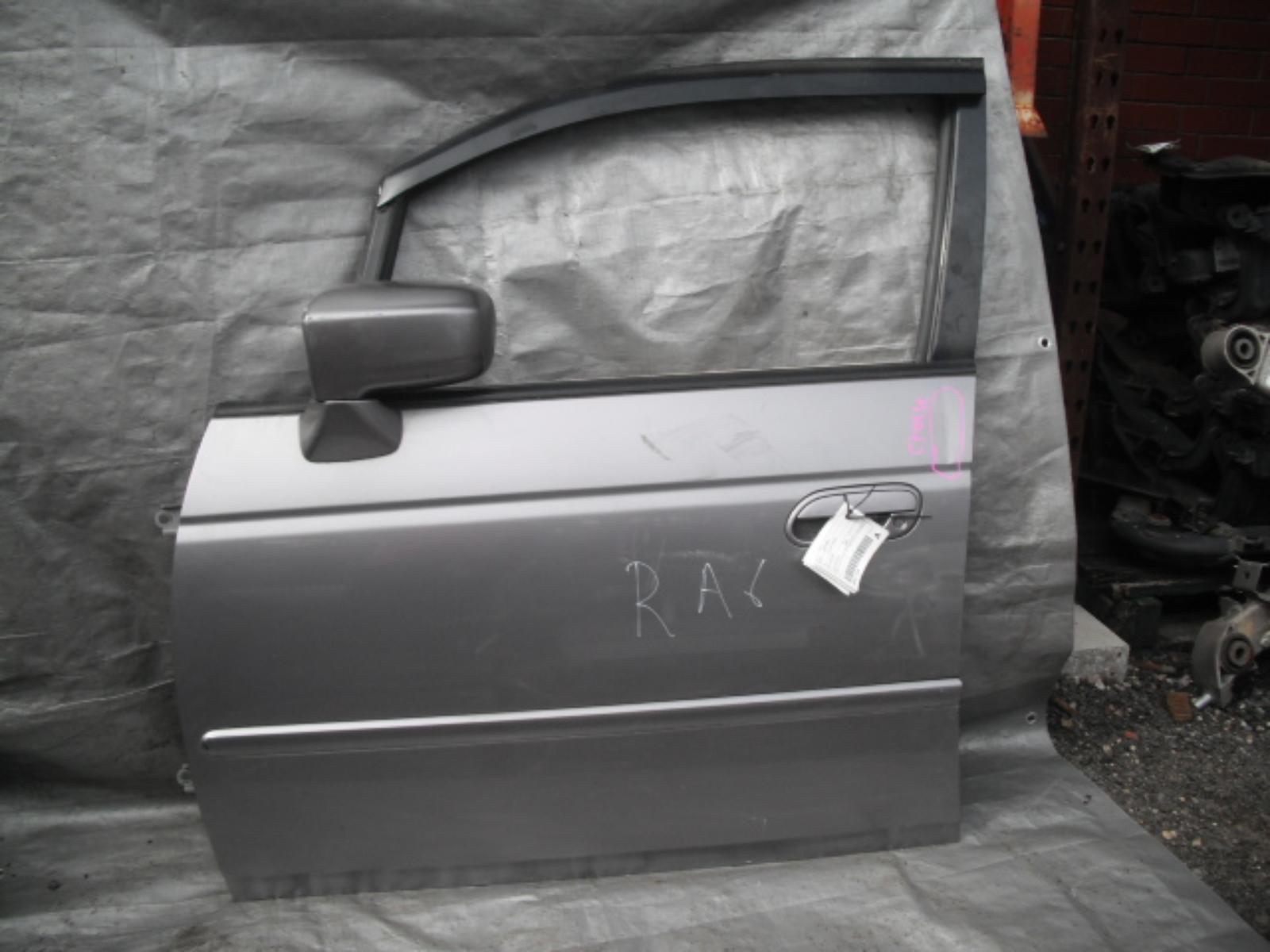 View Auto part Left Door Mirror Honda Odyssey 2003