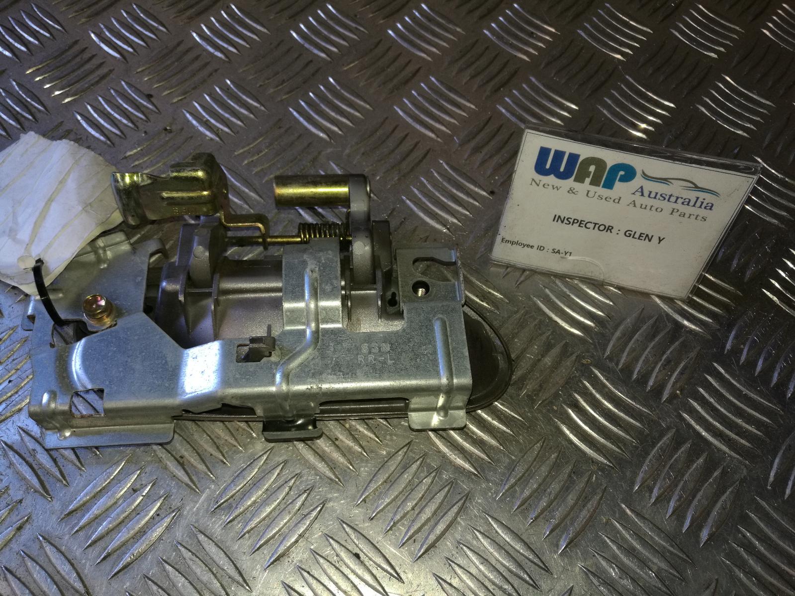 View Auto part Door Handle Honda Odyssey 2003