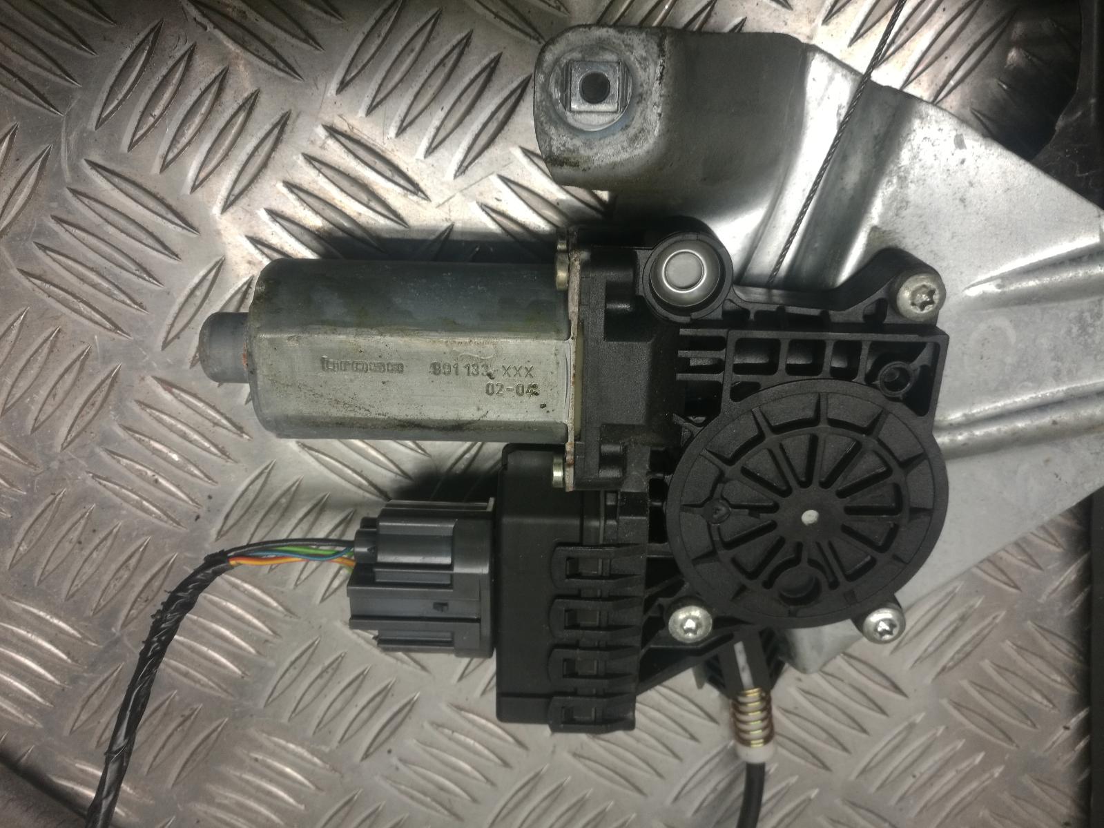 2003 Jaguar X Type Right Front Window Reg/Motor View Auto part Right Front Window Reg/Motor Jaguar X Type 2003