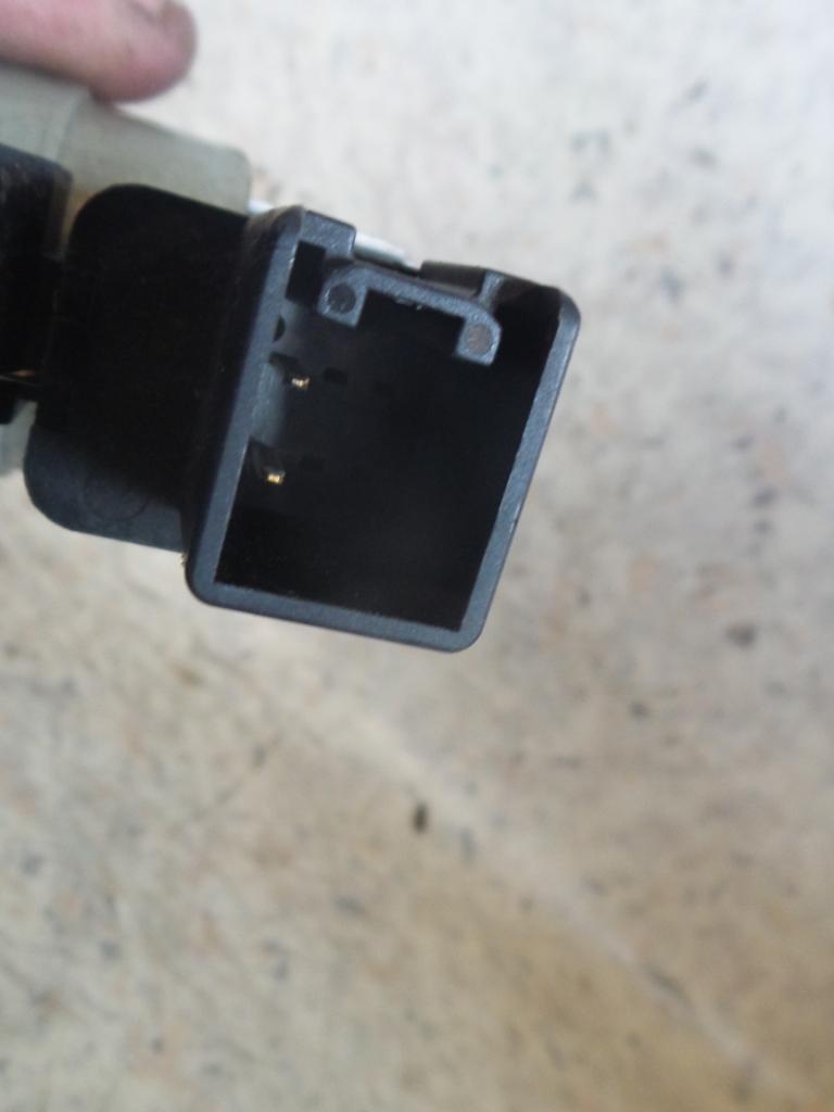 View Auto part Left Rear Wnd Reg/Motor Mazda 6 2002