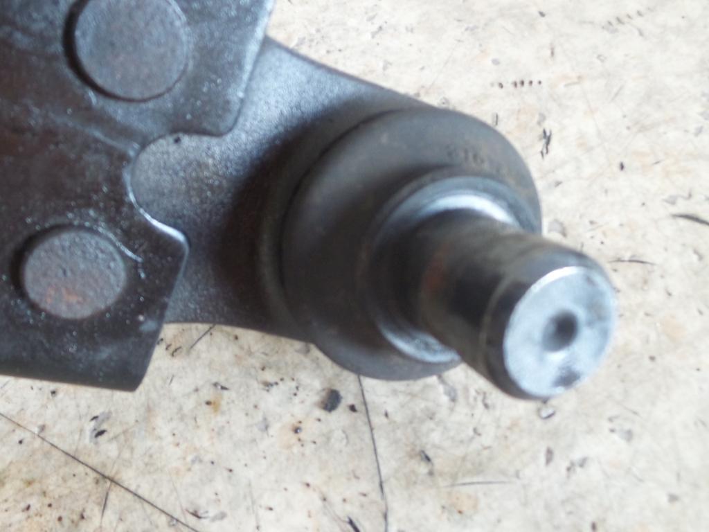2003 Jaguar X Type Right Front Lower Control Arm View Auto part Right Front Lower Control Arm Jaguar X Type 2003