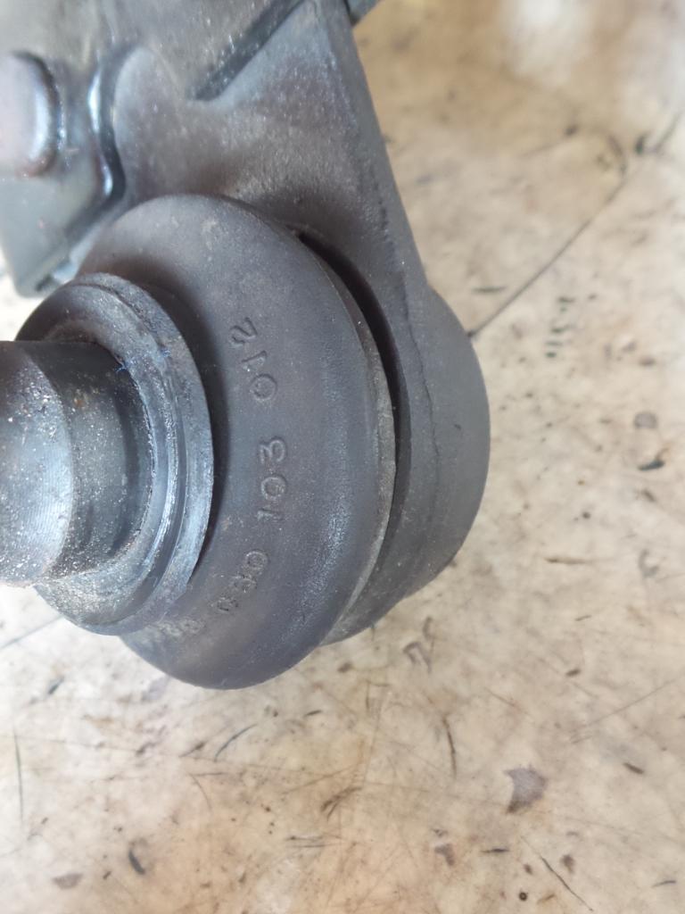 2003 Jaguar X Type Right Front Lower Control Arm View Auto part Right Front Lower Control Arm Jaguar X Type 2003