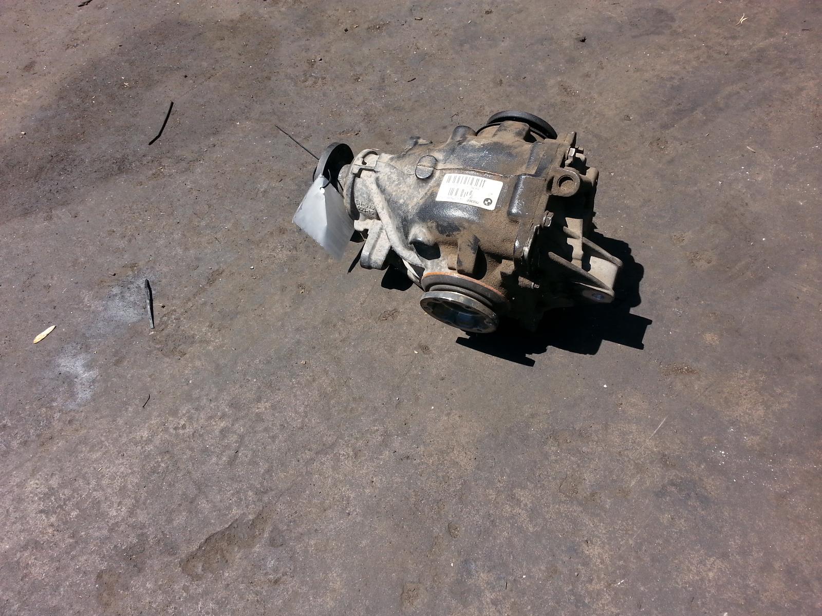 View Auto part Differential Centre Bmw X3 2004