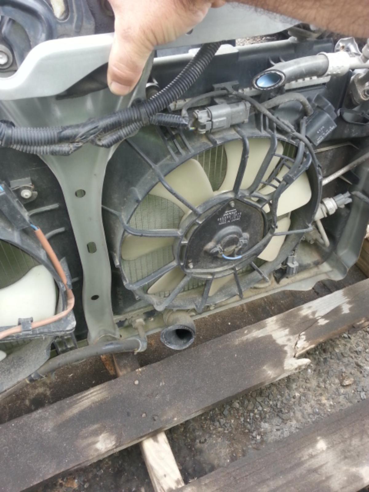 View Auto part Overflow Bottle Honda Jazz 2007