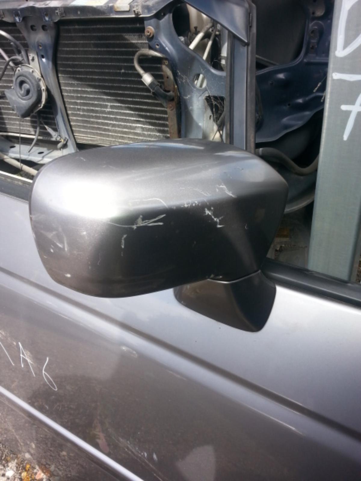View Auto part Right Front Door Honda Odyssey 2003