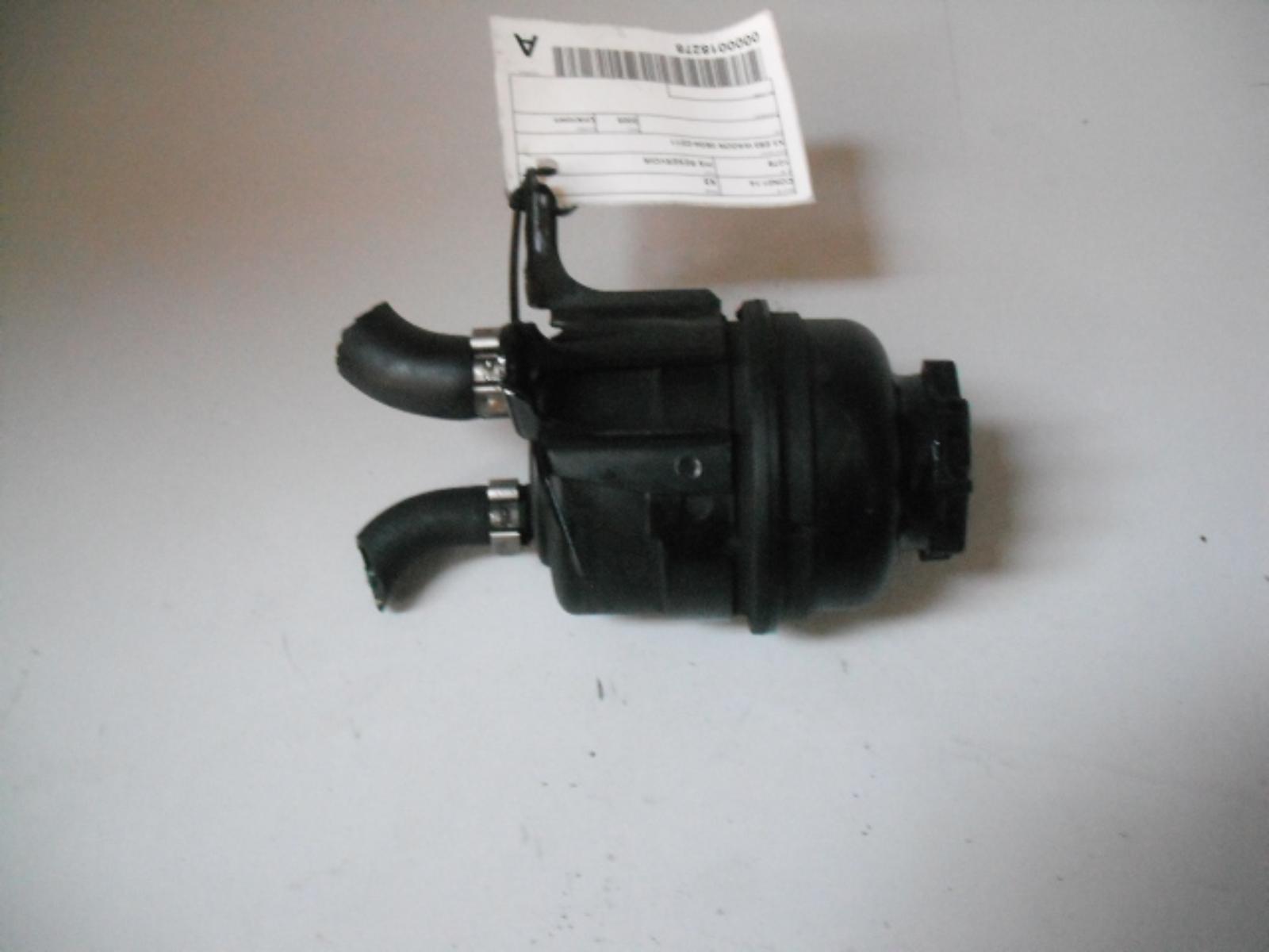 View Auto part P/S Reservoir Bmw X3 2005