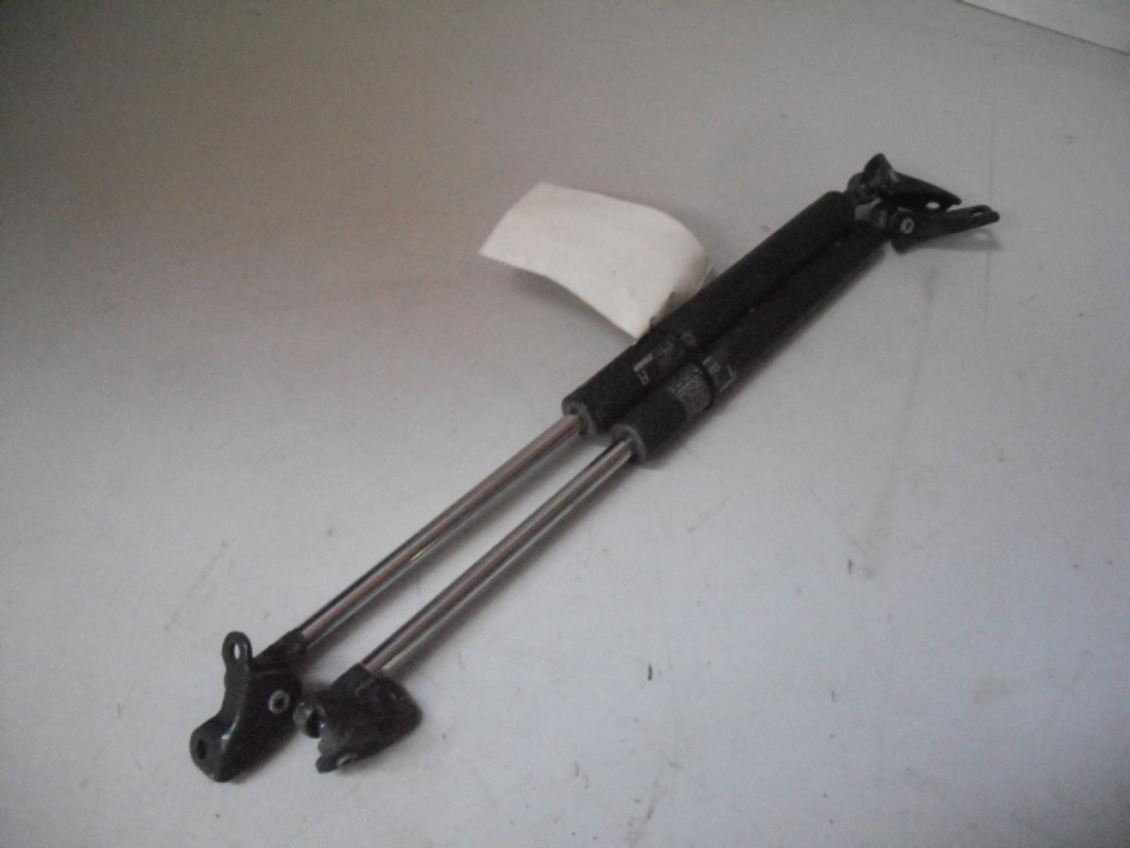 View Auto part Hatch Strut Honda Jazz 2007
