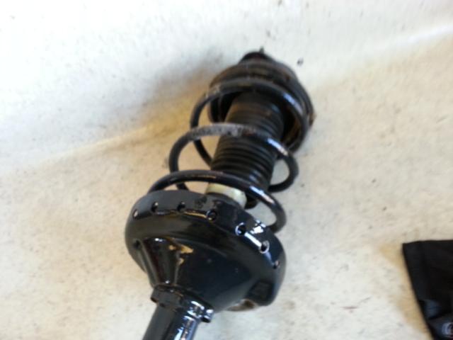View Auto part Right Front Strut Subaru Forester 2005