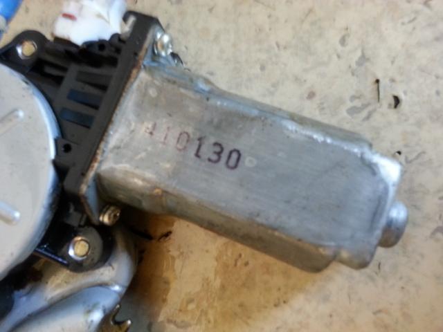 View Auto part Left Front Window Reg/Motor Subaru Forester 2005