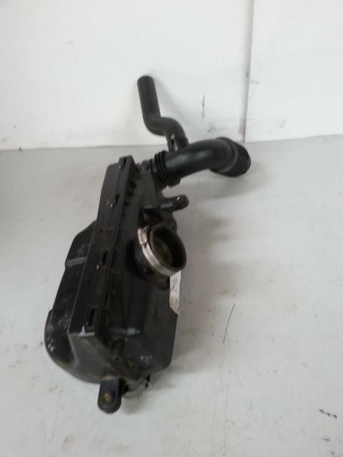 View Auto part Air Cleaner/Box Subaru Forester 2005