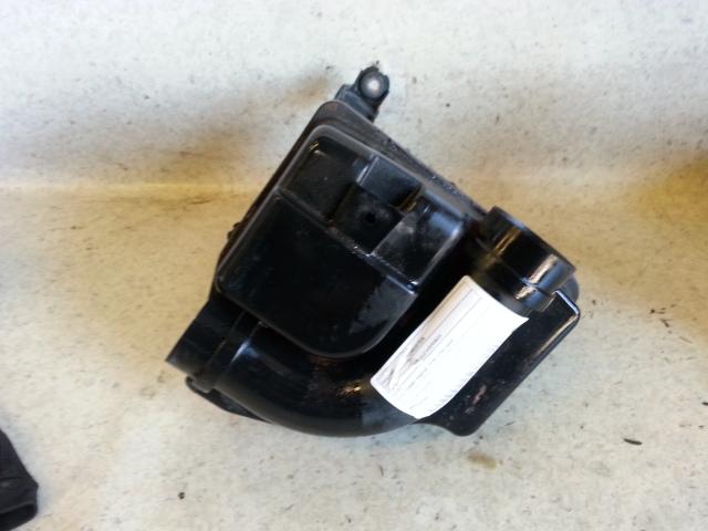 View Auto part Air Cleaner/Box Subaru Forester 2005