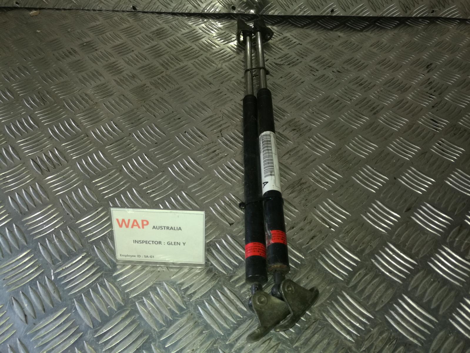 View Auto part Hatch Strut Toyota Caldina 1995