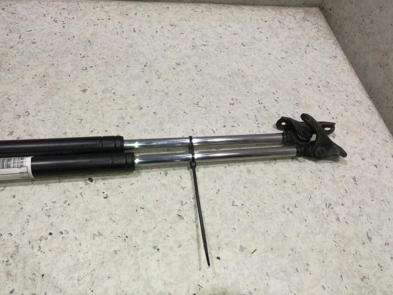 View Auto part Hatch Strut Toyota Caldina 1995