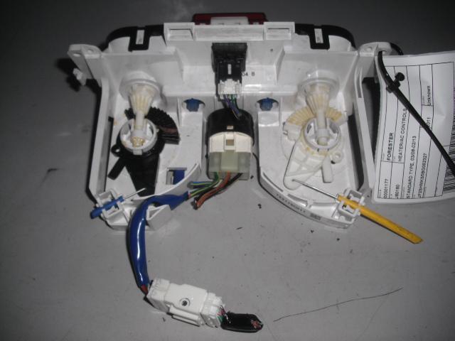 View Auto part Heater/Ac Controls Subaru Forester 2011