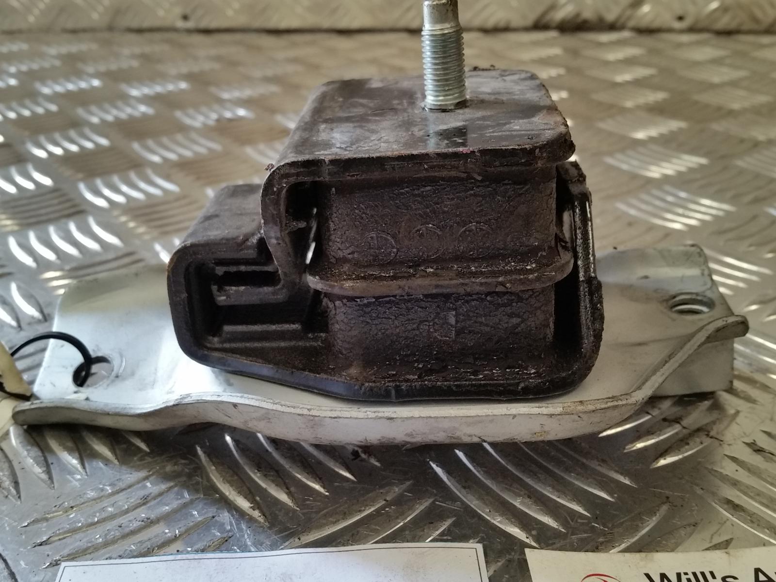 View Auto part Mount Subaru Forester 2011