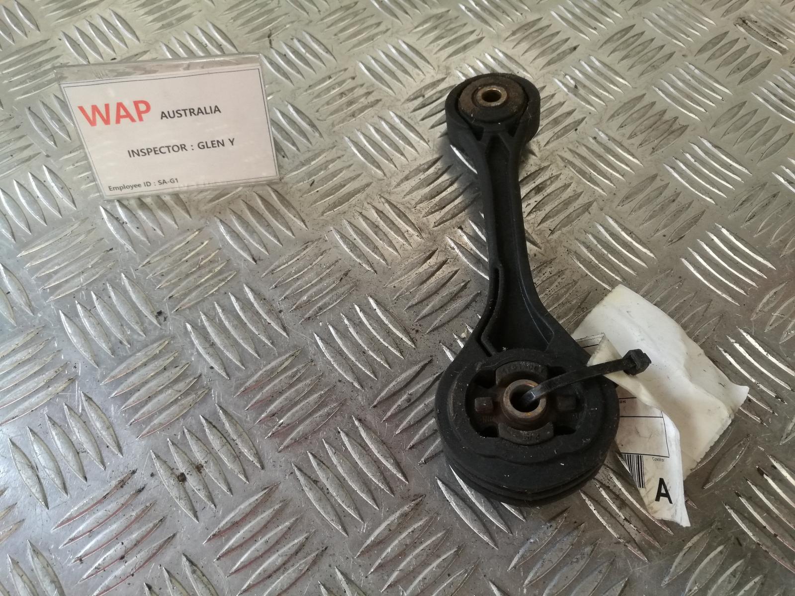 View Auto part Mount Subaru Forester 2005