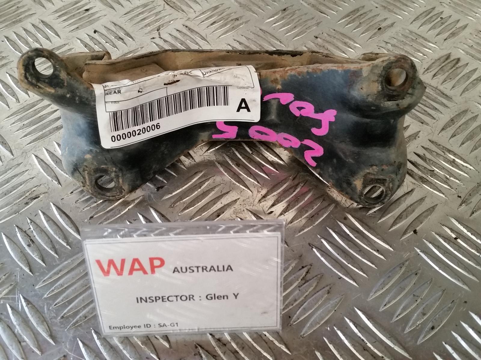 View Auto part Mount Subaru Forester 2005