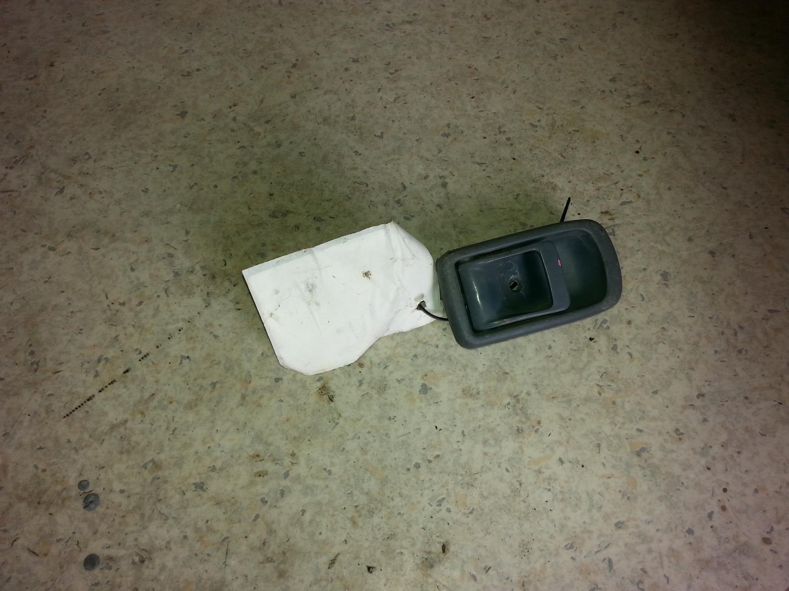 View Auto part Door Handle Daihatsu Sirion 1999