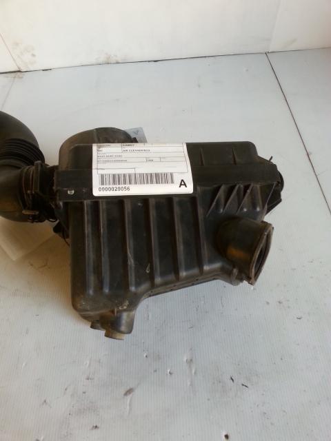 View Auto part Air Cleaner/Box Toyota Camry 1989