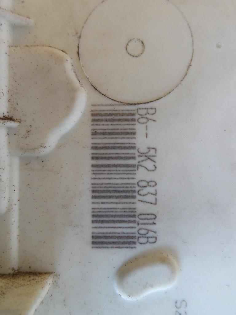 View Auto part Door/Boot/Gate Lock Volkswagen Golf 2010