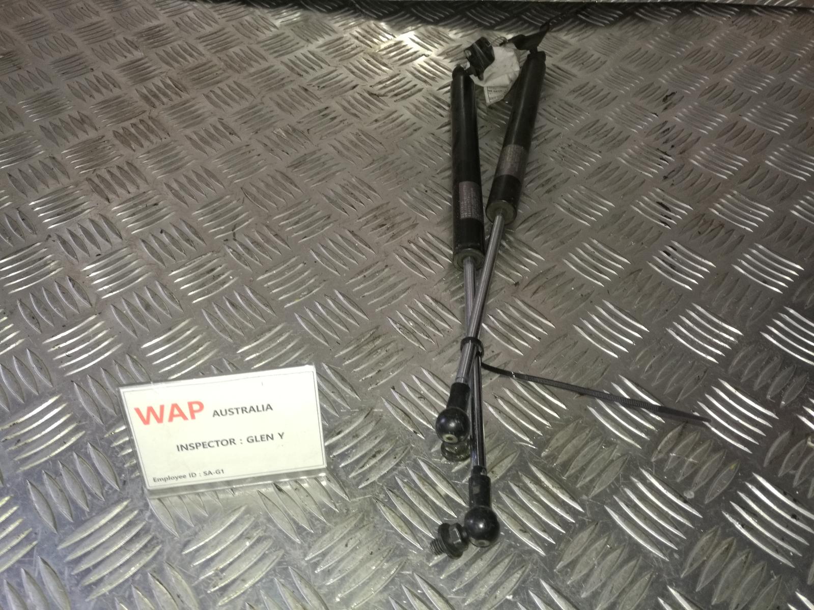View Auto part Hatch Strut Honda Jazz 2009