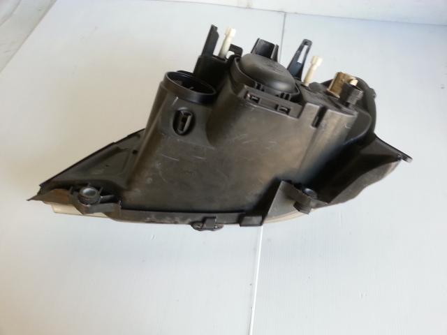 2001 Mercedes M Class Right Headlamp View Auto part Right Headlamp Mercedes M Class 2001