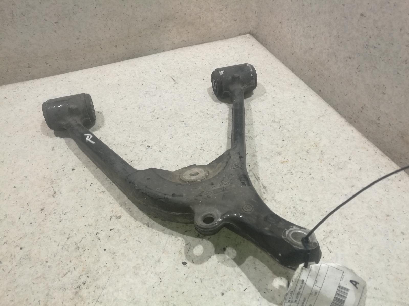 1999 Mercedes M Class Right Rear Trailing Arm View Auto part Right Rear Trailing Arm Mercedes M Class 1999