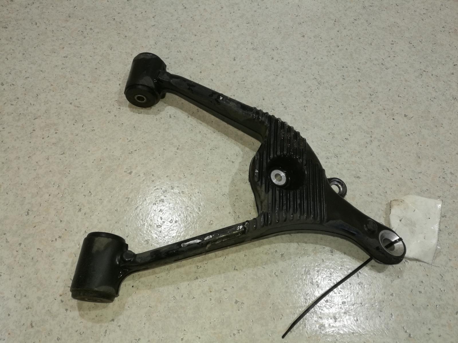 1999 Mercedes M Class Right Rear Trailing Arm View Auto part Right Rear Trailing Arm Mercedes M Class 1999