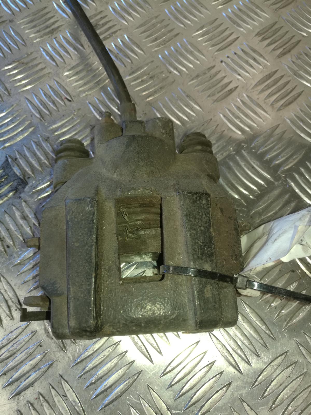 View Auto part Caliper Mercedes M Class 1999