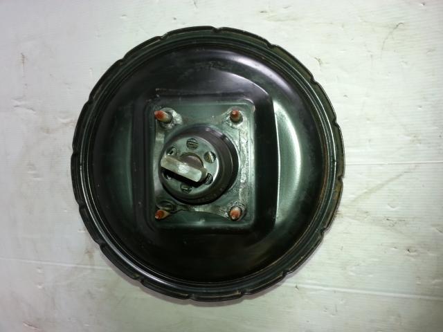 View Auto part Brake Booster Mitsubishi Magna 2004