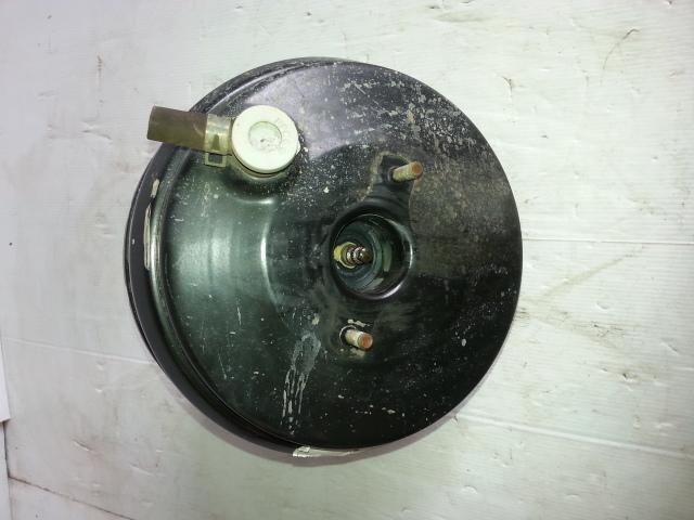 View Auto part Brake Booster Mitsubishi Magna 2004