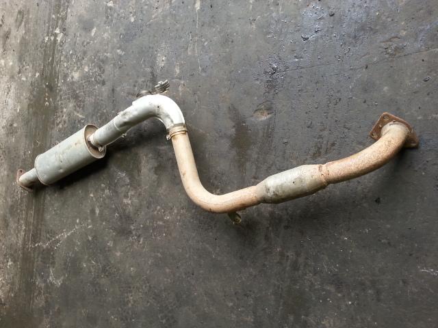2004 Mitsubishi Magna Intermediate Pipe View Auto part Intermediate Pipe Mitsubishi Magna 2004