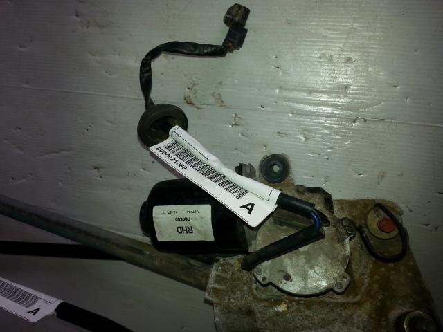 View Auto part Wiper Motor Mitsubishi Magna 2004