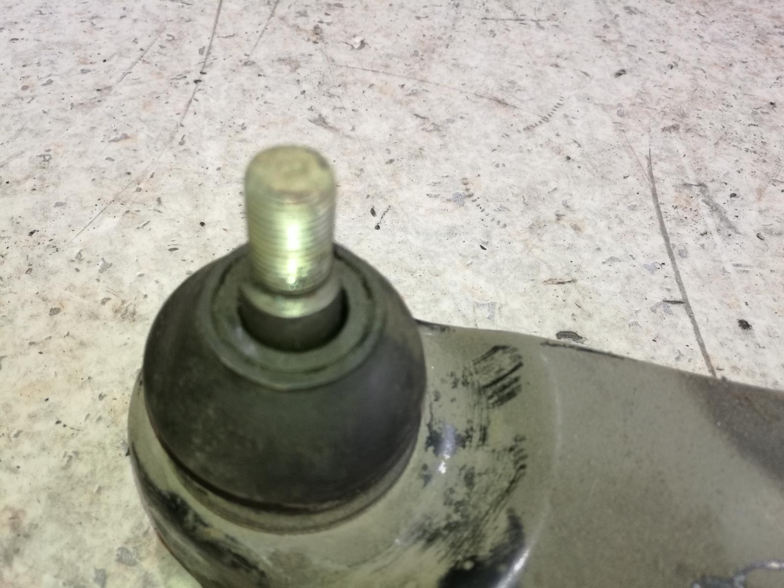 View Auto part Right Front Lower Control Arm Mitsubishi Magna 2004