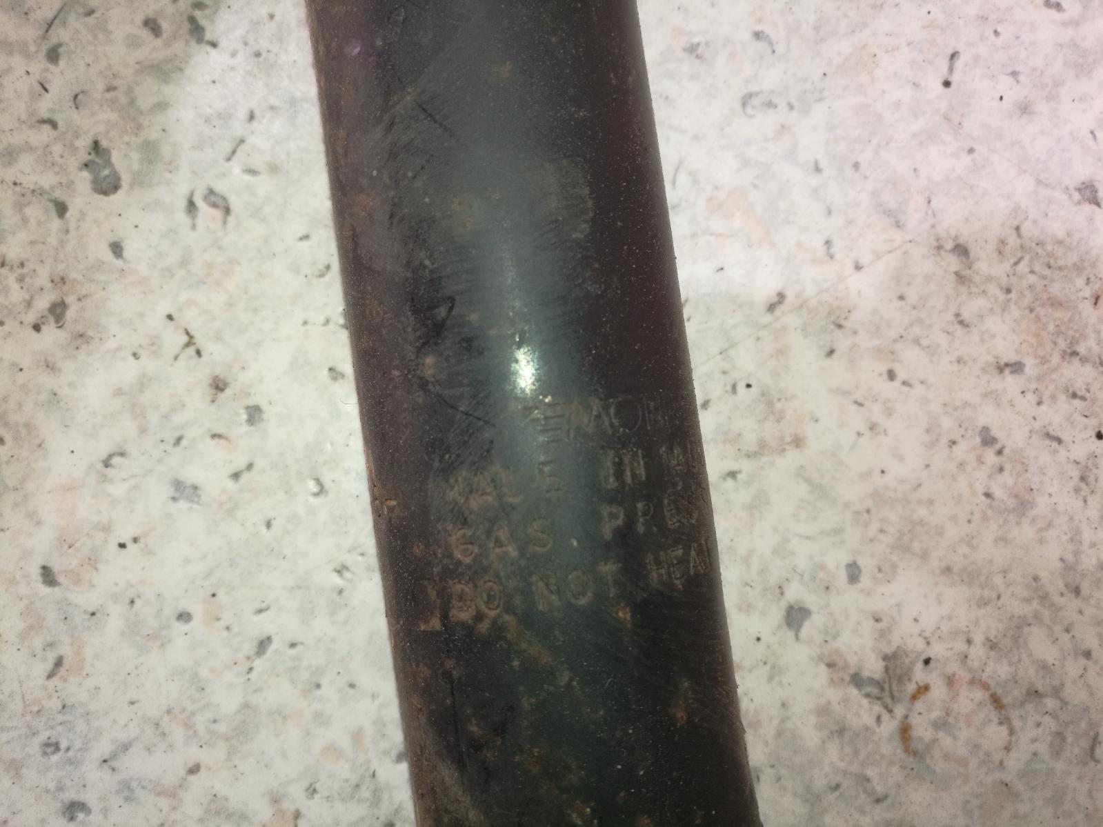 2004 Mitsubishi Magna Right Rear Strut View Auto part Right Rear Strut Mitsubishi Magna 2004
