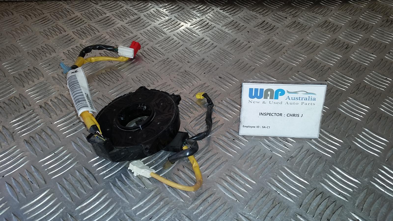 2004 Mitsubishi Magna Airbag Module/Sensor View Auto part Airbag Module/Sensor Mitsubishi Magna 2004