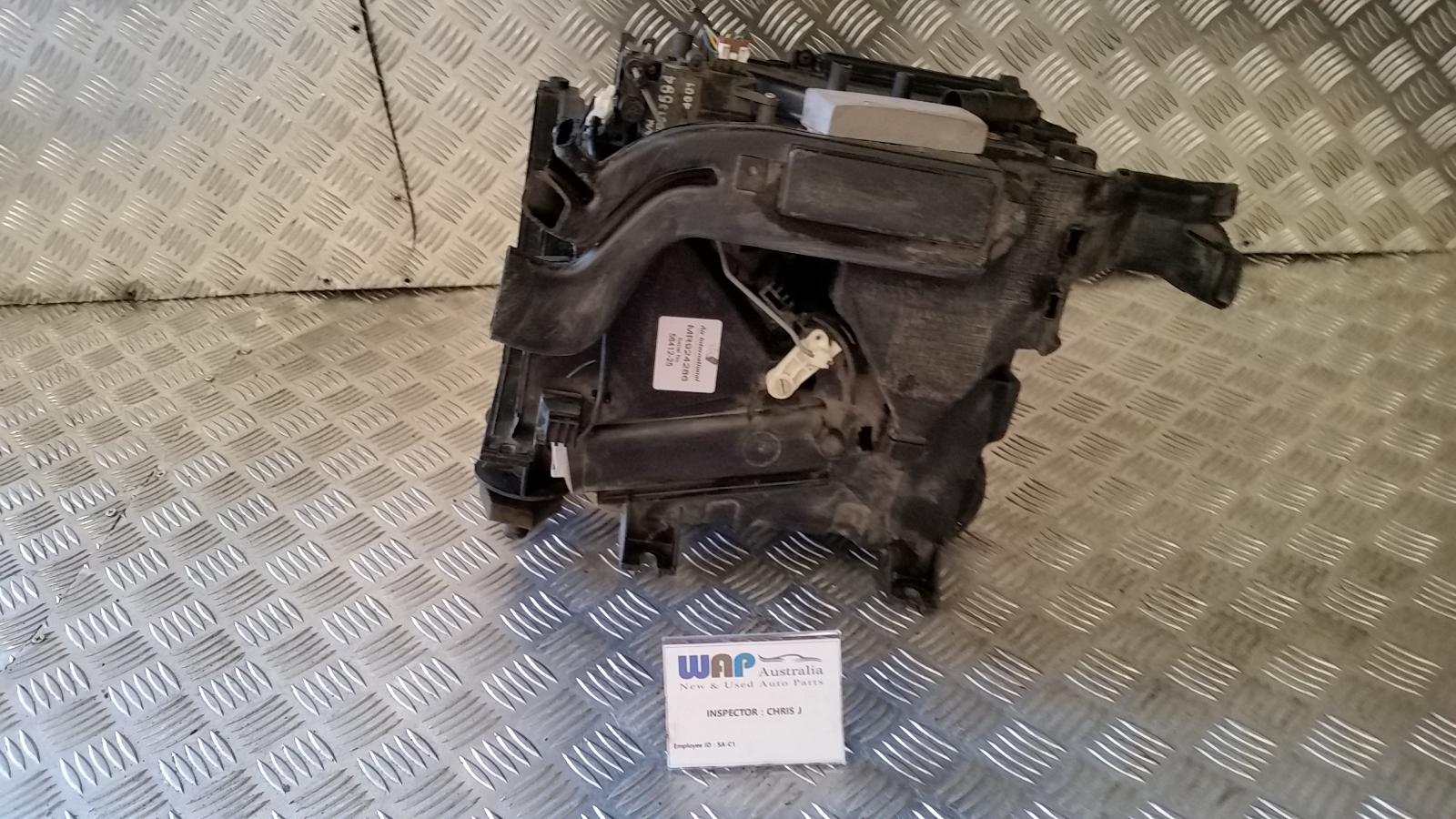 2004 Mitsubishi Magna Heater Core/Box View Auto part Heater Core/Box Mitsubishi Magna 2004