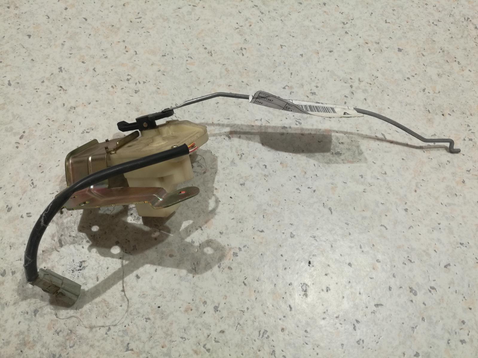 View Auto part Door/Boot/Gate Lock Honda Crv 2001