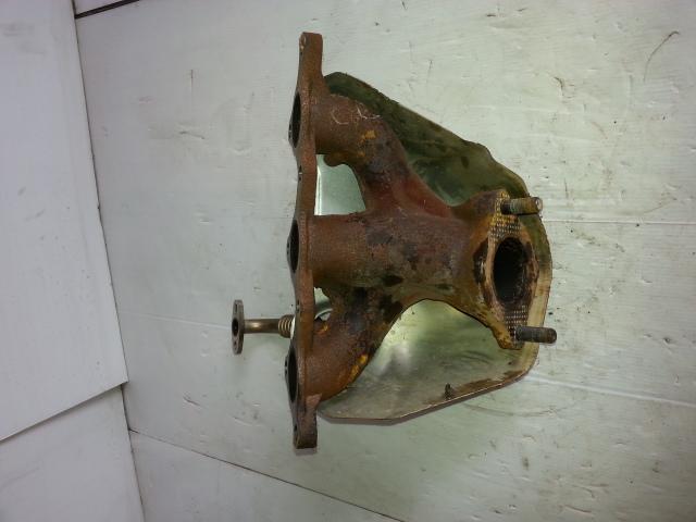View Auto part Manifold Mitsubishi Magna 2004