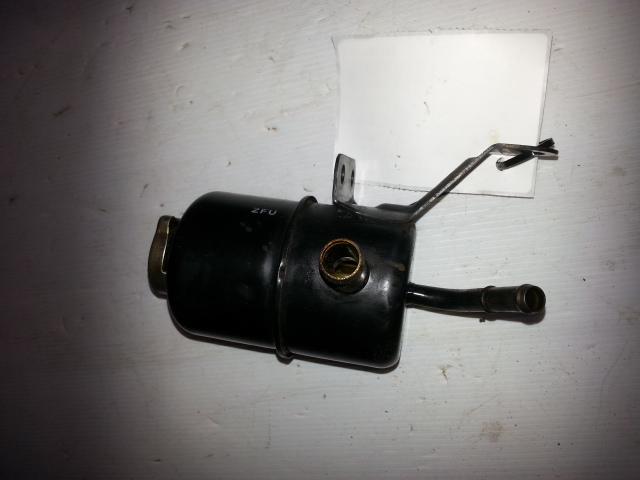 View Auto part P/S Reservoir Mitsubishi Magna 2004