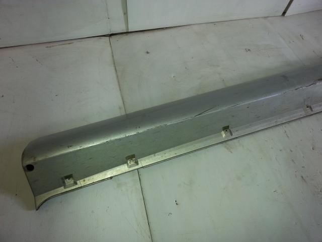 View Auto part Side Step/Skirt Mitsubishi Magna 2004